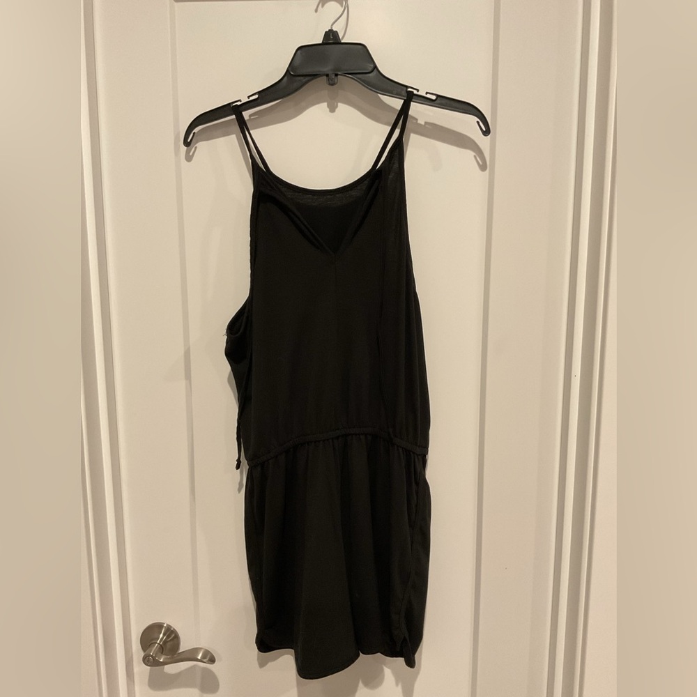 Sleeve less short romper